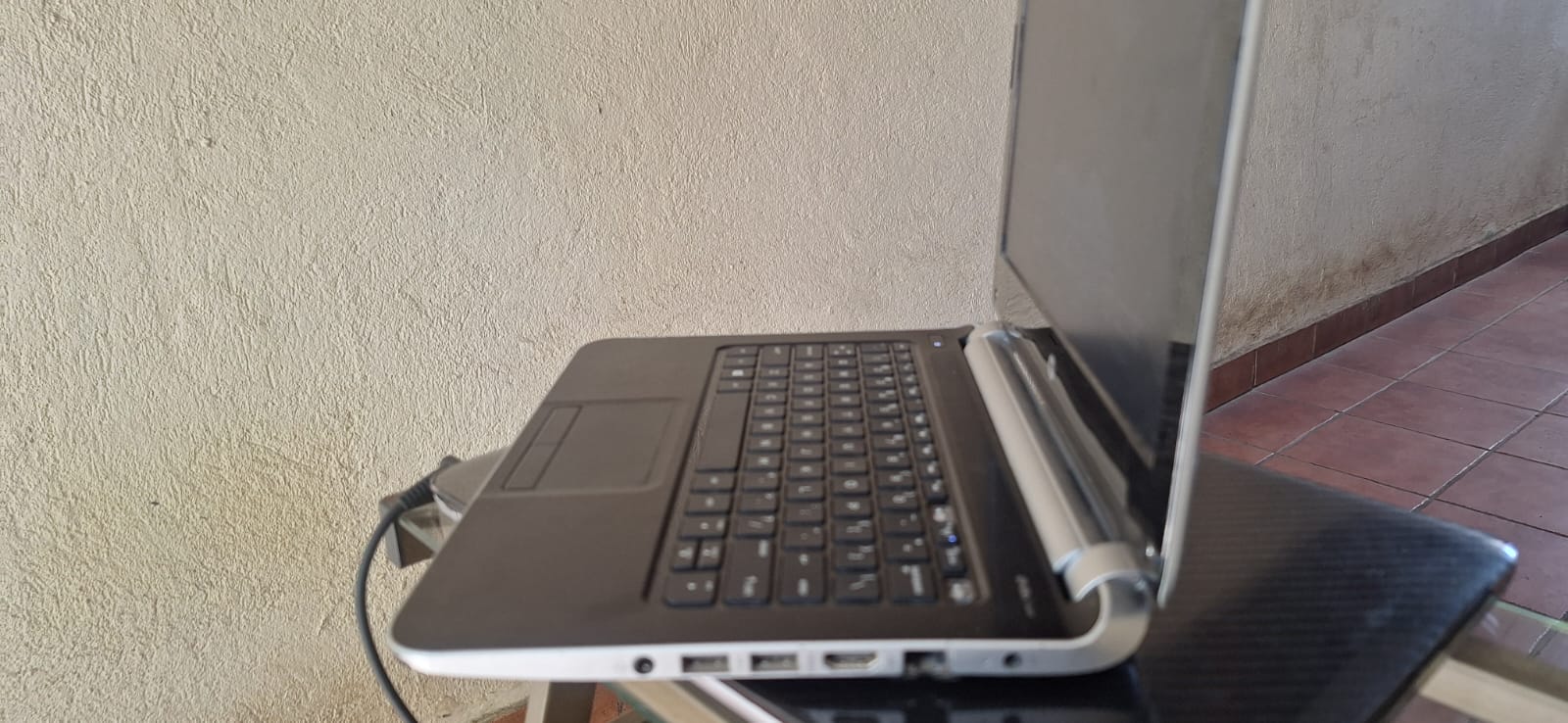 Laptop HP Mini - Imagen 4